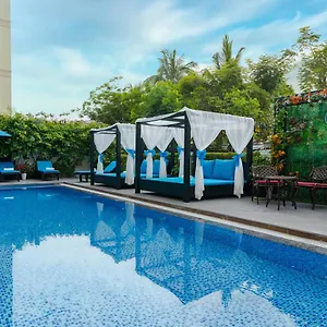 4* Hotel Golden &