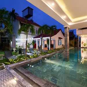3* Hotel Legend Charm Boutique